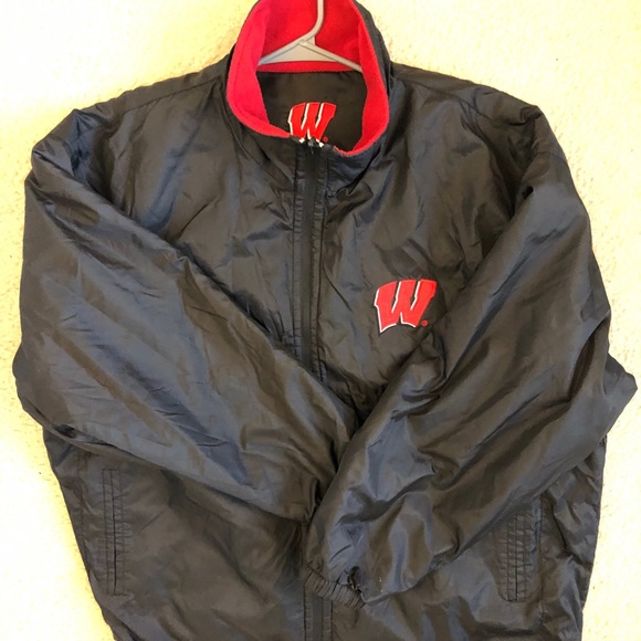 Wisconsin Badgers jacket - Picture 3 of 5